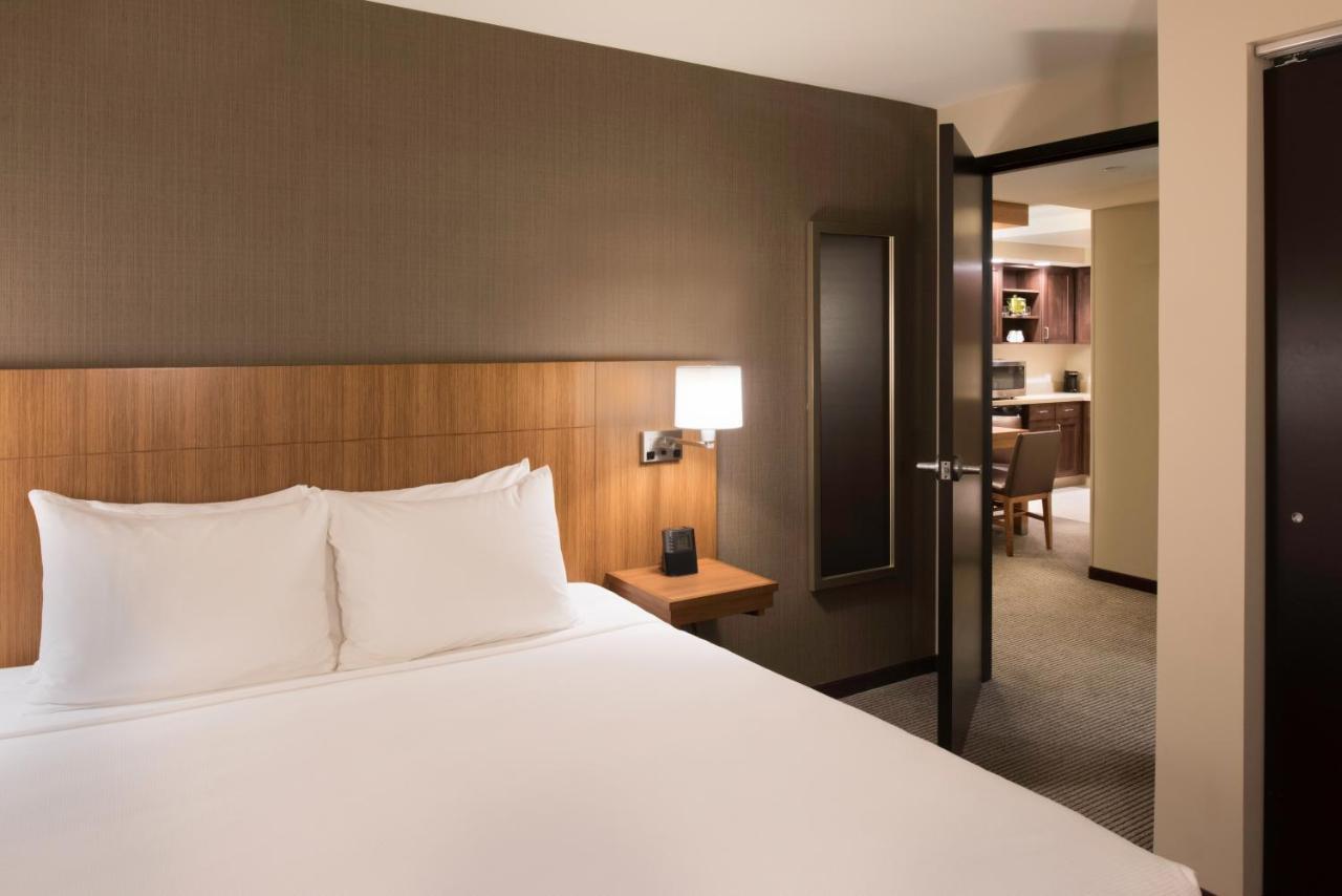 Hyatt Place East Moline/Quad Cities Eksteriør billede